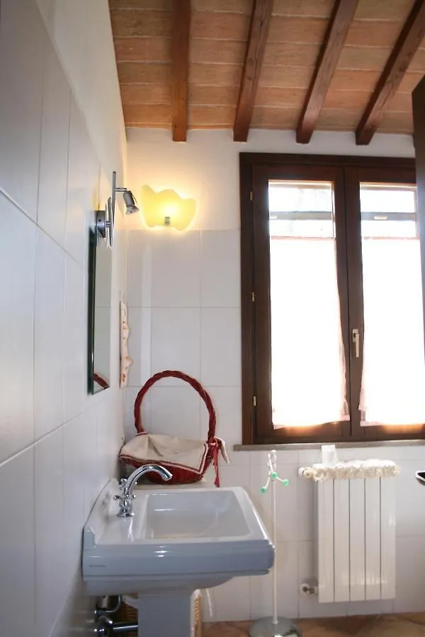 Holiday home Graziosa Casetta Con Piscina Castagneto Carducci